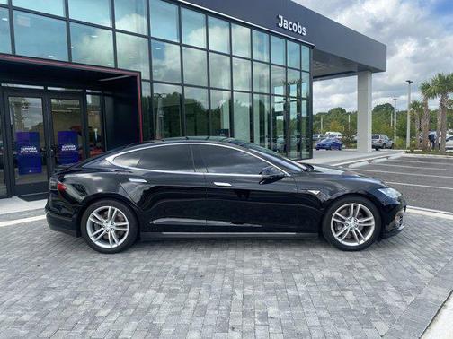 Black 2015 Tesla Model S 85D