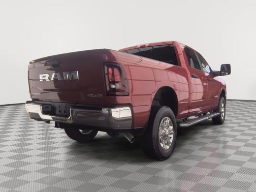 Molten Red Pearlcoat 2026 RAM 2500 Big Horn Crew Cab 4x4 6'4' Box