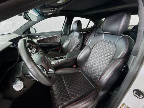 2025 Genesis G70 3.3T AWD Sport Advanced