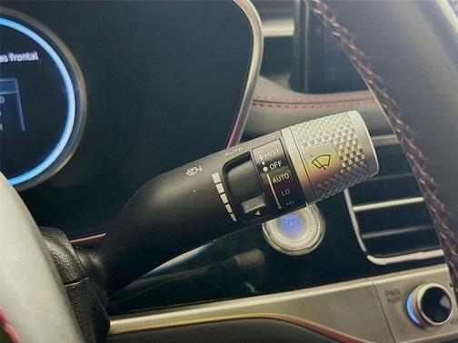 2025 Genesis G70 3.3T AWD Sport Advanced