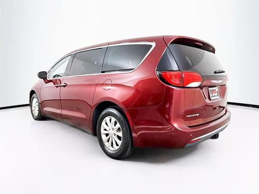 2018 Chrysler Pacifica Touring Plus