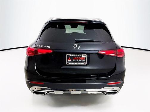 2025 Mercedes-Benz GLC 300 Base