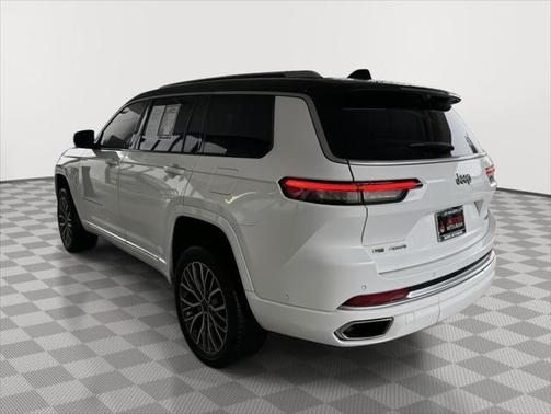 2022 Jeep Grand Cherokee L Summit Reserve