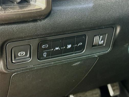 2024 GMC HUMMER EV SUV 2X