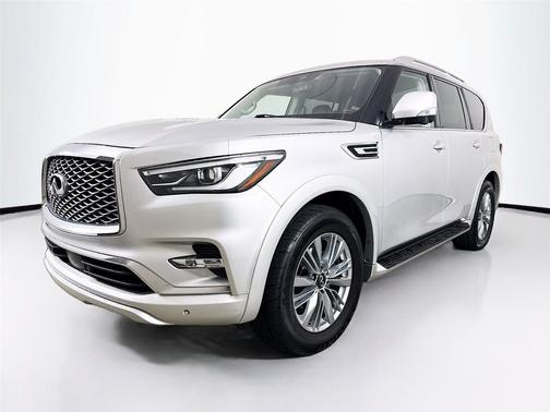2021 INFINITI QX80 Luxe