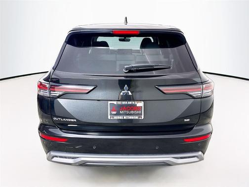 2025 Mitsubishi Outlander SE 2.5 2WD
