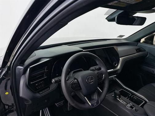 2025 Lexus TX 500h F SPORT Premium