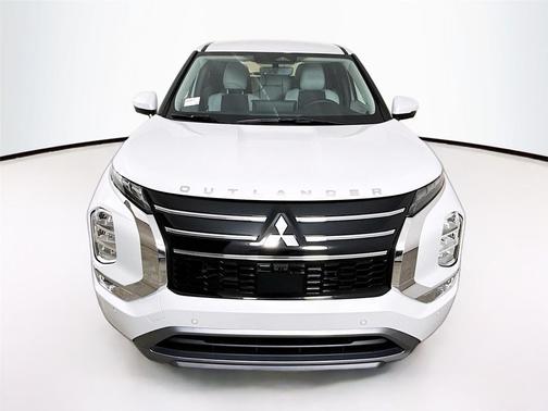 2025 Mitsubishi Outlander SE 2.5 2WD