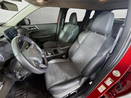 Red Diamond 2022 Mitsubishi Outlander SE 2.5 2WD