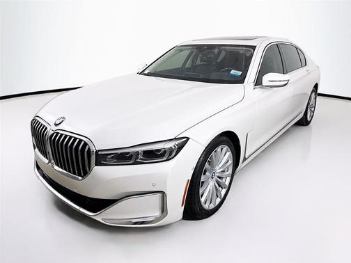 2020 BMW 740 740i