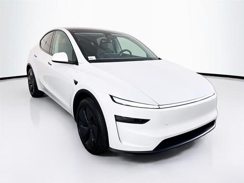 2026 Tesla Model Y Premium Rear-Wheel Drive