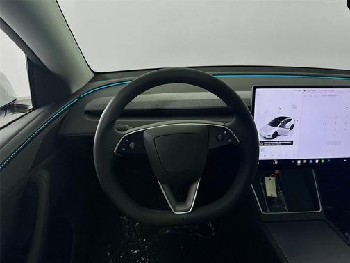 2026 Tesla Model Y Premium Rear-Wheel Drive