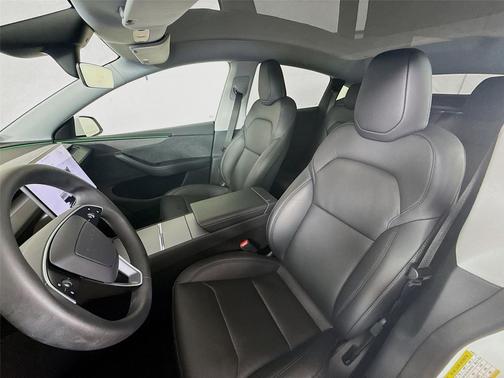 2026 Tesla Model Y Premium Rear-Wheel Drive