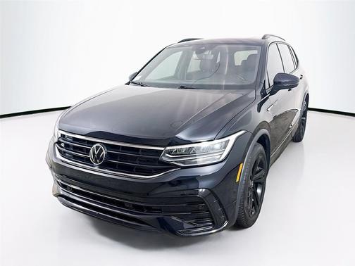 2024 Volkswagen Tiguan 2.0T SE R-Line Black