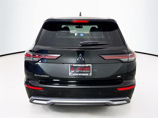 2025 Mitsubishi Outlander SE 2.5 2WD