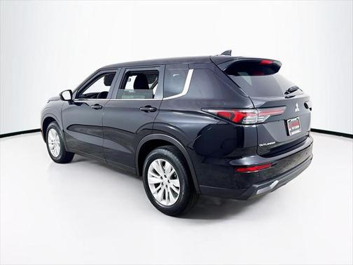 2025 Mitsubishi Outlander ES 2.5 2WD