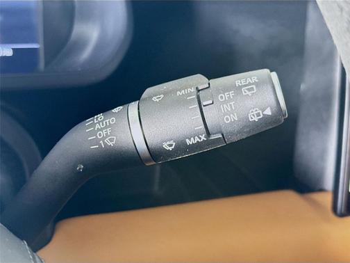 Santorini Black Metallic 2023 Land Rover Defender 110 V8