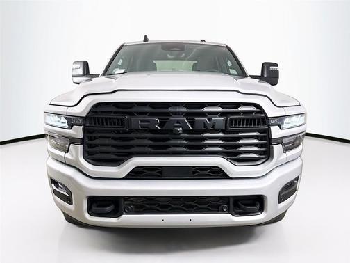 Silver Zynith 2026 RAM 2500 Big Horn Crew Cab 4x4 6'4' Box