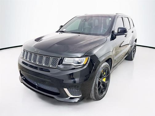Diamond Black Crystal Pearlcoat 2019 Jeep Grand Cherokee Trackhawk