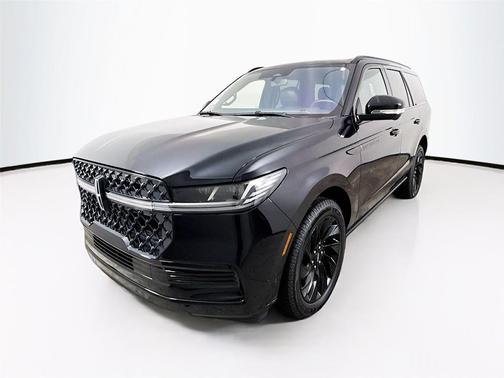 2025 Lincoln Navigator Reserve