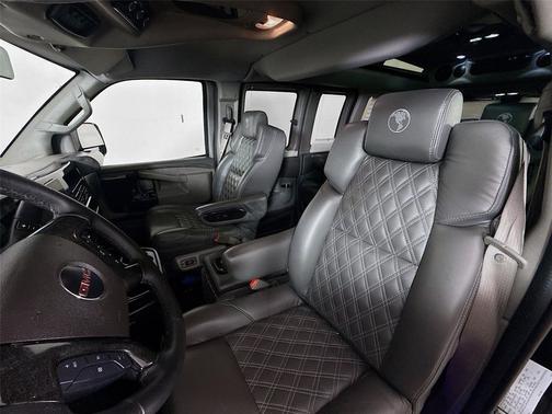 2025 GMC Savana 2500 Work Van