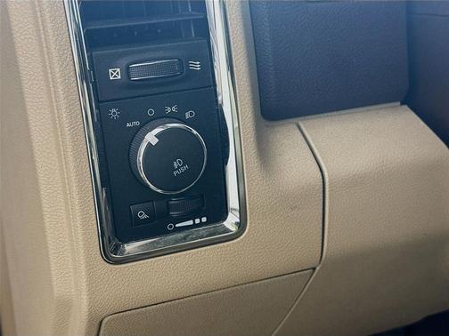 2017 RAM 2500 Laramie Mega Cab 4x4 6'4' Box