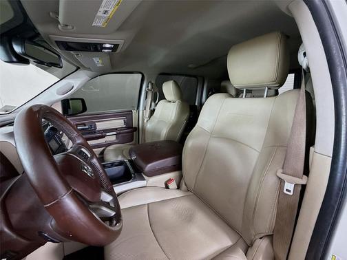 2017 RAM 2500 Laramie Mega Cab 4x4 6'4' Box