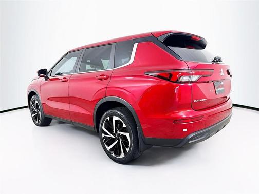 2022 Mitsubishi Outlander ES 2.5 2WD