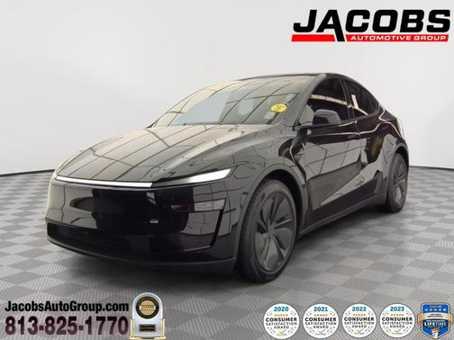 Diamond Black 2026 Tesla Model Y Premium Rear-Wheel Drive