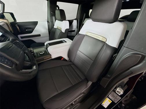 Void Black 2025 GMC HUMMER EV SUV 2X