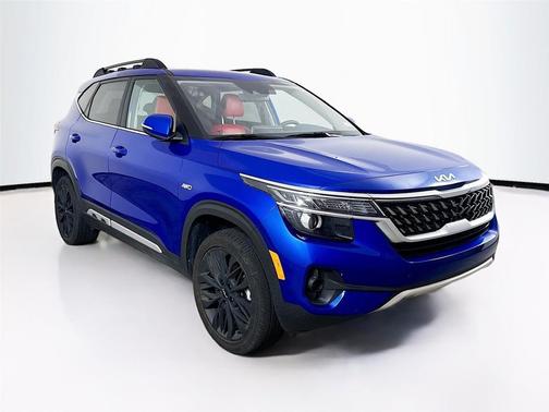 2023 Kia Seltos Nightfall Edition