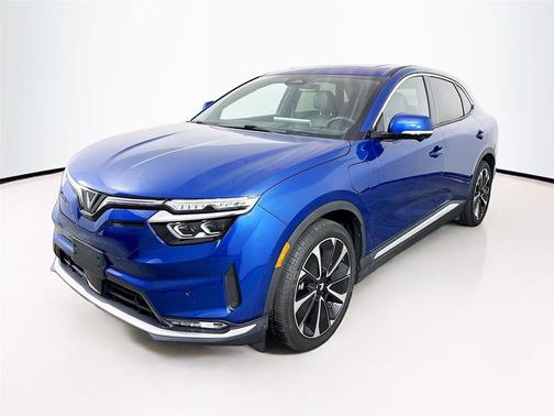 2024 VinFast VF 8 Plus