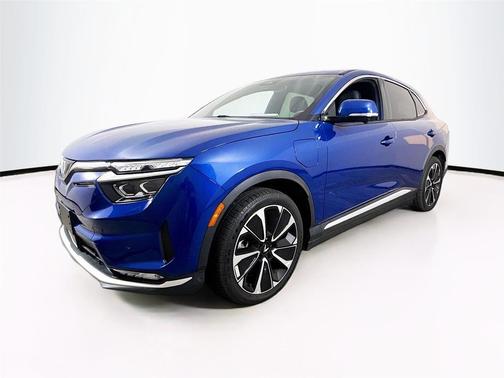 2024 VinFast VF 8 Plus