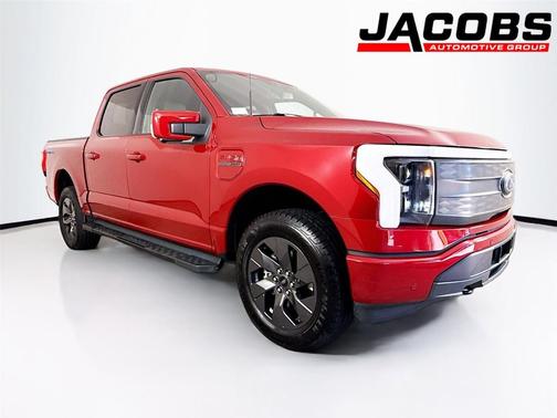2023 Ford F-150 Lightning LARIAT