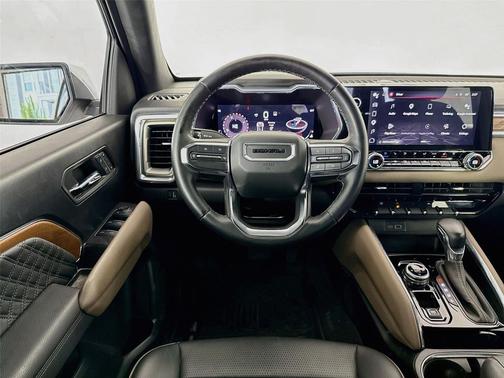 Summit White 2023 GMC Canyon Denali