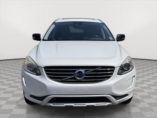 2017 Volvo XC60 T6 Dynamic