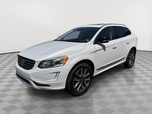 2017 Volvo XC60 T6 Dynamic