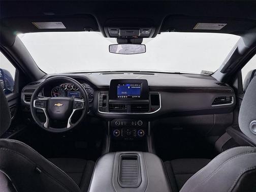 2023 Chevrolet Suburban LS