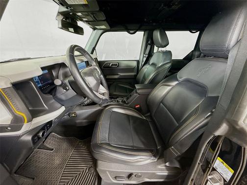 Shadow Black 2023 Ford Bronco Badlands