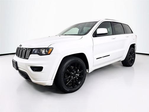 2021 Jeep Grand Cherokee Laredo