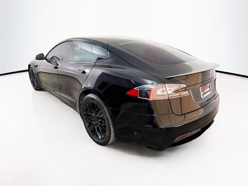 2021 Tesla Model S Plaid