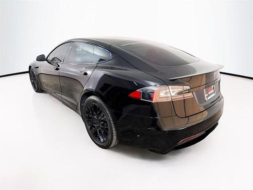 2021 Tesla Model S Plaid