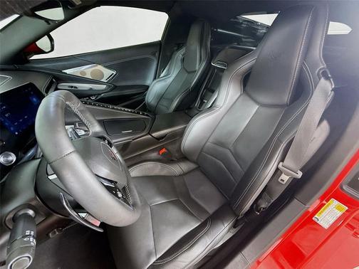 2024 Chevrolet Corvette Stingray w/2LT