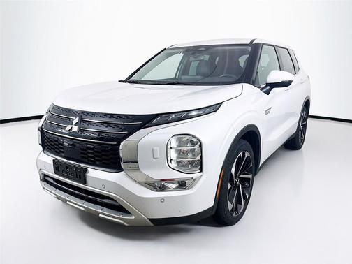 2023 Mitsubishi Outlander PHEV SE S-AWC