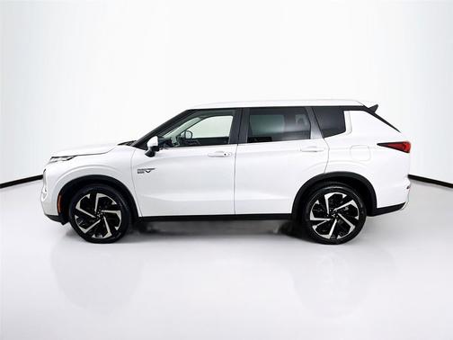 2023 Mitsubishi Outlander PHEV SE S-AWC
