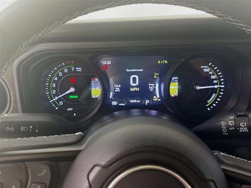 41 2025 Jeep Wrangler 4xe Willys