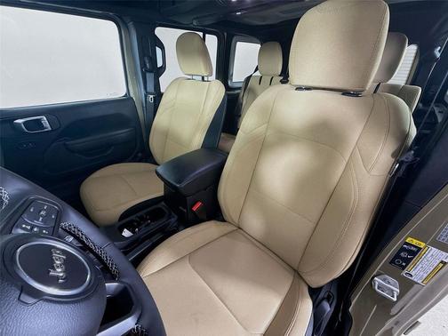 41 2025 Jeep Wrangler 4xe Willys