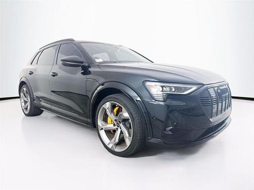 2022 Audi e-tron S Prestige