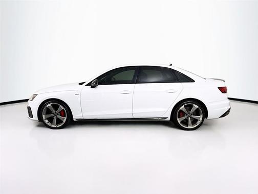 2023 Audi A4 45 S line Premium Plus