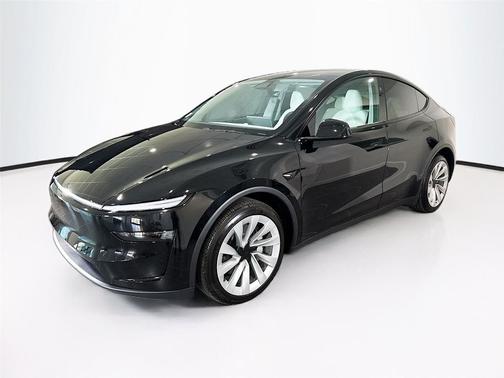 Diamond Black 2026 Tesla Model Y Premium Rear-Wheel Drive